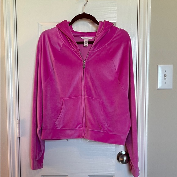 Victoria’s Secret Velour Crop Hoodie - Picture 3 of 10